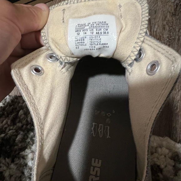 Men’s converse size 12 - Picture 4 of 4